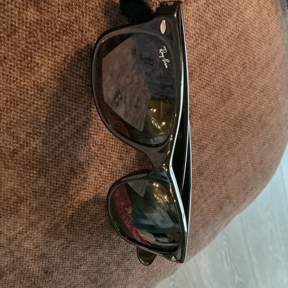 Ray-Ban Classic Black Sunglasses